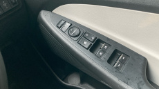 Hyundai Tucson 2.0 CRDi 48V MHD Premium SE 5dr 4WD DCT Diesel Estate